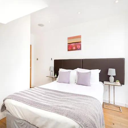 Appartement Joivy Chic 2-br Flats Near Castle Edinburgh