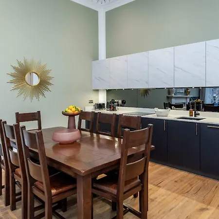 Dragon Luxury At 9 Albyn Place Apartment Edinburgh