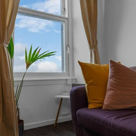 Apartment Free Parking, Centre, Lower Granton Abode *
