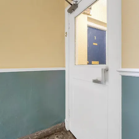 Gorgeous, Cozy 2br Royal Mile-old Town Апартаменты