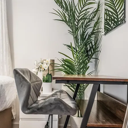 Cozy 2 Bed With Great View - Parking Apartament Edynburg