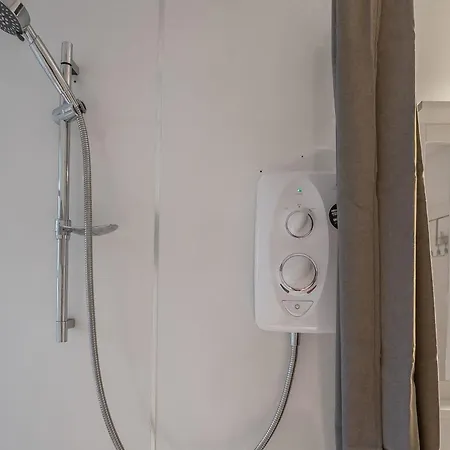 Apartament Cozy 2 Bed With Great View - Parking Edynburg