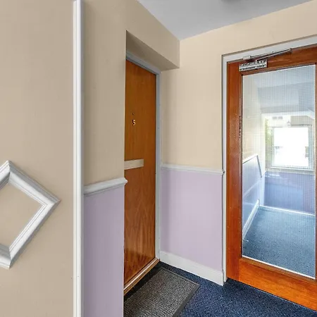 Appartamento Comfy Place Off Royal Mile, With Parking Edimburgo