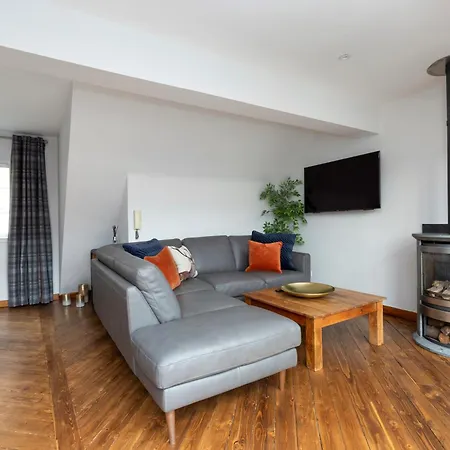 The Rooftop Terrace * Edinburgh