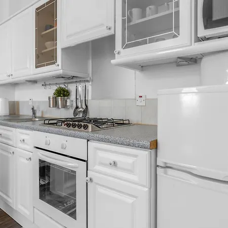 Free Parking - Centre - Stunning Views - Great Location * Edinburg