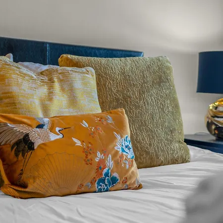 Free Parking, Centre, Lower Granton Abode Apartment Edinburgh