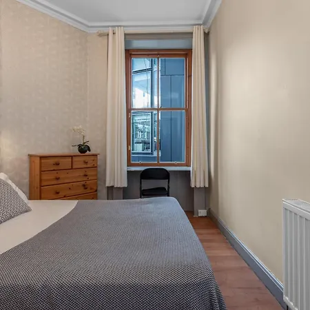 Central, Cozy 2br-1ba-haymarket - With Parking Appartement Édimbourg