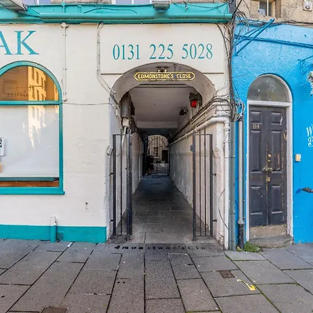 Beautiful Designer 2 Bed 2 Bath Old Town - Parking * Edimburgo
