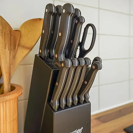 Beautiful Designer 2 Bed 2 Bath Old Town - Parking *