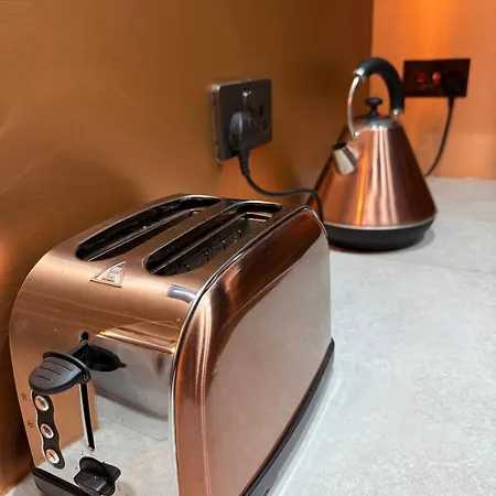 Two Bedroom Apartment-central Edinburgh-old Town-licensed Apartament Edynburg