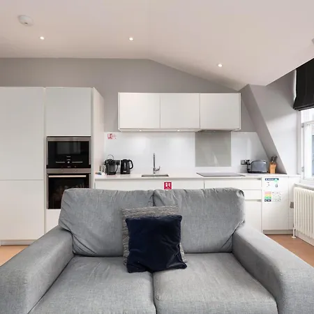 Destiny Scotland - Hill Street * Εδιμβούργο