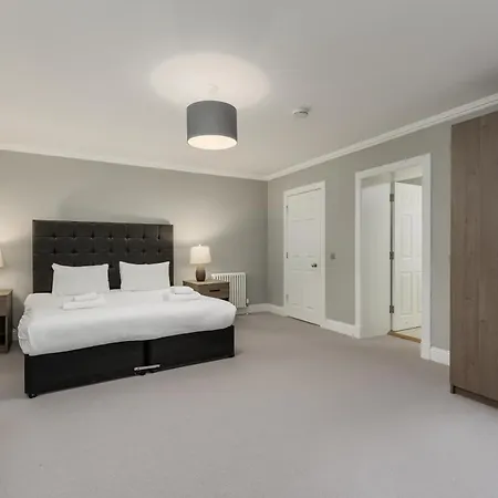 Destiny Scotland - Hill Street Εδιμβούργο