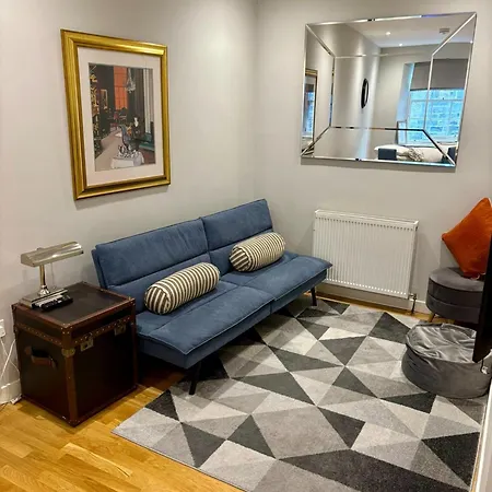 The Gloucester Lane * エディンバラ