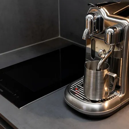 Apartment Joivy Modern In West End