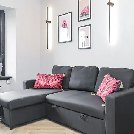 Διαμέρισμα 1 Bedroom Gorgie Sleeps 4 Easy Access