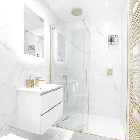 Traditional 1-bed Apartment *