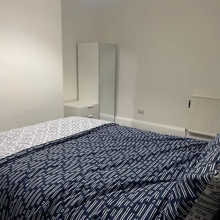 Apartment Victorian House 3 Bedrooms, 5 Guests *