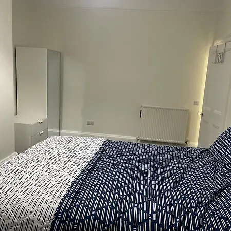 Victorian House 3 Bedrooms, 5 Guests Edinburgh