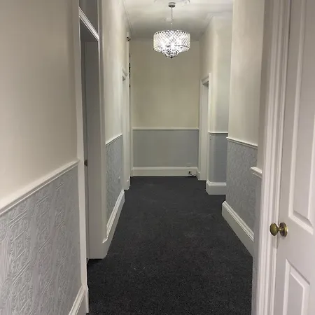 Victorian House 3 Bedrooms, 5 Guests * Edinburgh