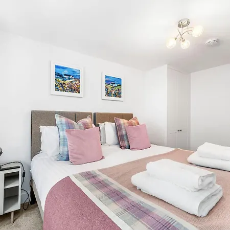 Righ - Luxury West End Artisan Daire *