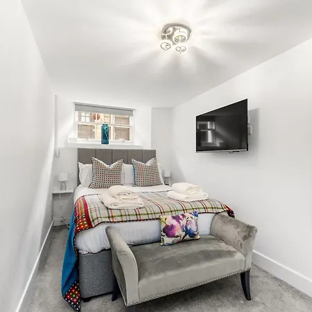 Righ - Luxury West End Artisan Apartment Edinburgh