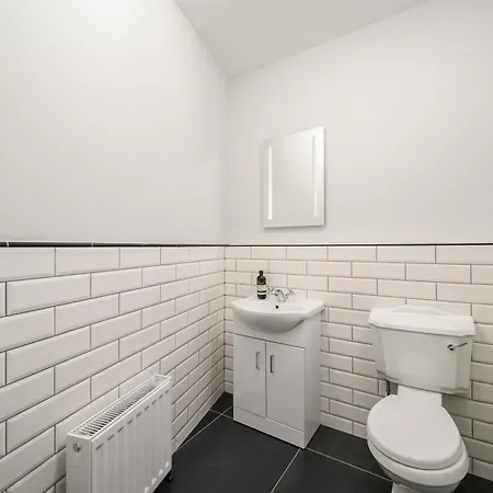 The Signal Station Luxury Апарт-отель Эдинбург