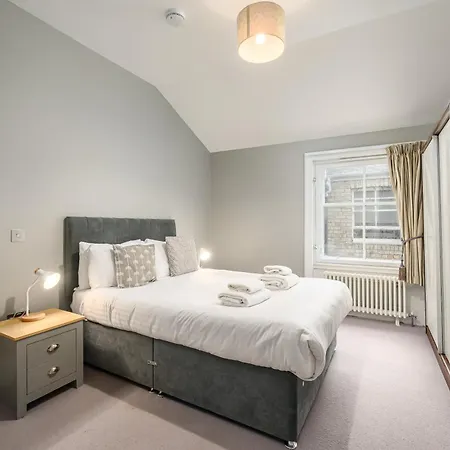 デスティニー スコットランド - セントアンドリュー スクエア