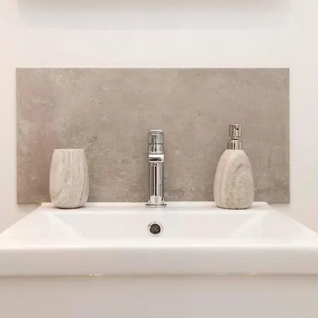 Apartment The Heart Of Old Town With Castle Views Edinburgh