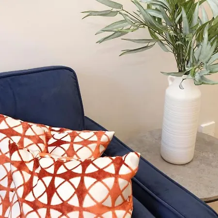 The Heart Of Old Town With Castle Views Apartment