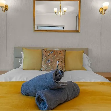 Parking - Centre - Great Area - 2 Guests