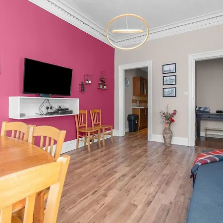 Free Parking - Centre - The Mccarty Apartment Edinburgh