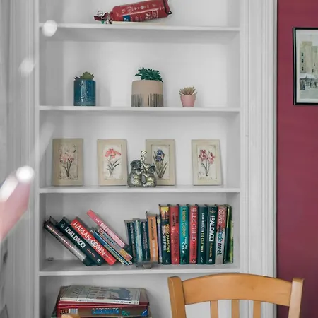 Free Parking - Centre - The Mccarty Apartment