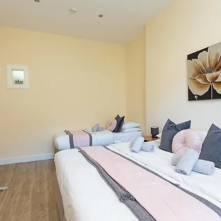 公寓 Free Parking - Centre - 2 Bedrooms - Sleeps 6
