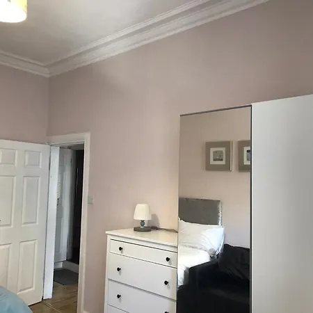 Edinburgh City Holiday Apartments