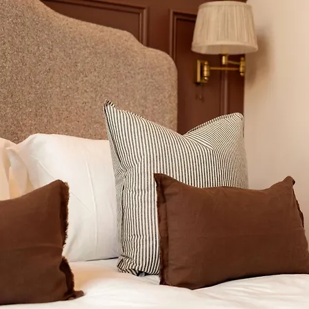 Moment George Iv Bridge 酒店 *