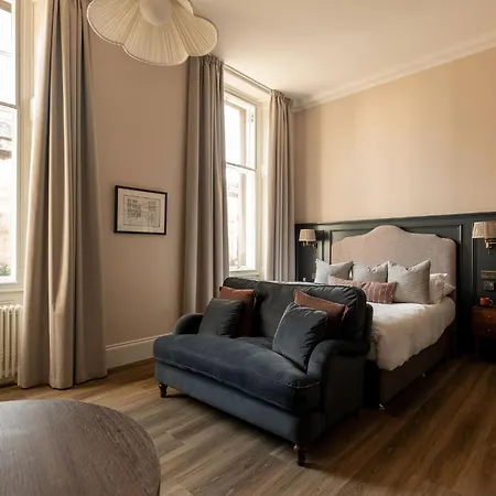 Hotel Moment George Iv Bridge