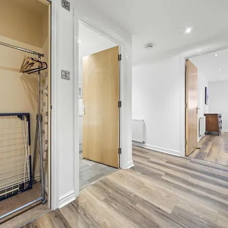 Slateford 2 Bedroom - Edinburgh