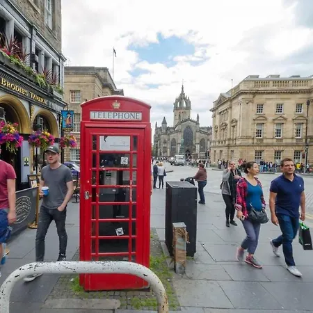 شقة Joivy Warm & Welcoming Flat Near Castle إدنبرة