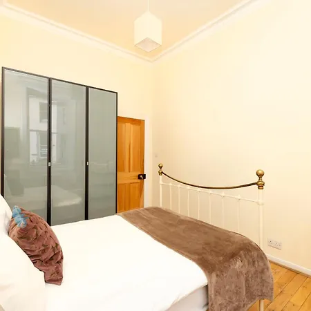 Joivy Charming Flat Near St Giles شقة *