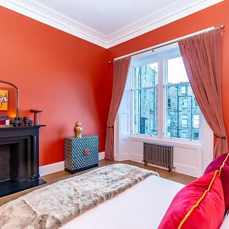 Dragon Luxury At 9 Albyn Place