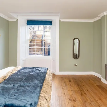 Apartment Dragon Luxury At 8 Albyn Place *