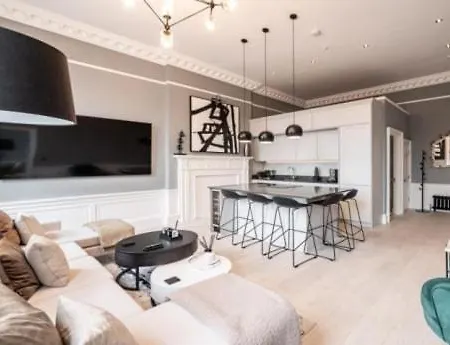 York Place Residence, Apartman
