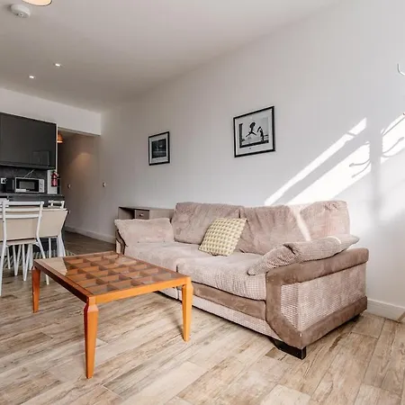 Lejlighed Cozy-free Parking-12 Mins Center