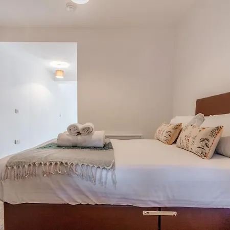 Appartement Cozy-free Parking-12 Mins Center *