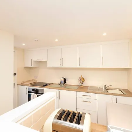 Joivy Secluded Brewery Apartment