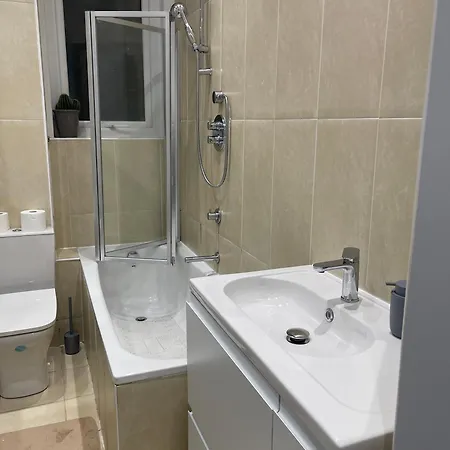 Victorian House 3 Bedrooms, 5 Guests * Edinburgh