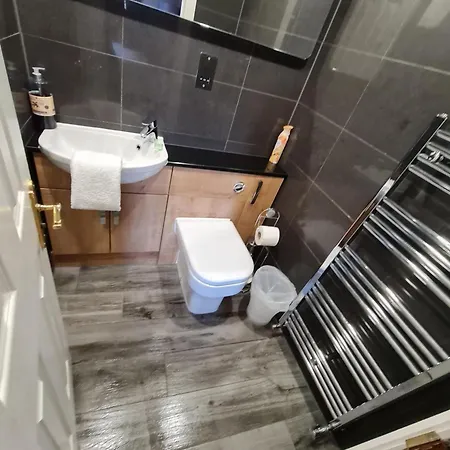 Joivy Gorgeous Flat Near The Scotland Gallery Daire