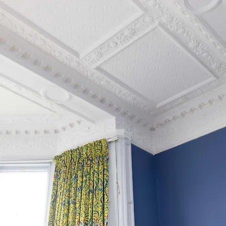 Joivy Spacious 2-bedroom Ground Floor Flat