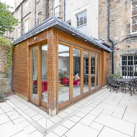 Joivy Ultra Luxe Near Princes Street