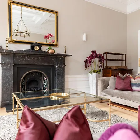 Joivy Ultra Luxe Near Princes Street